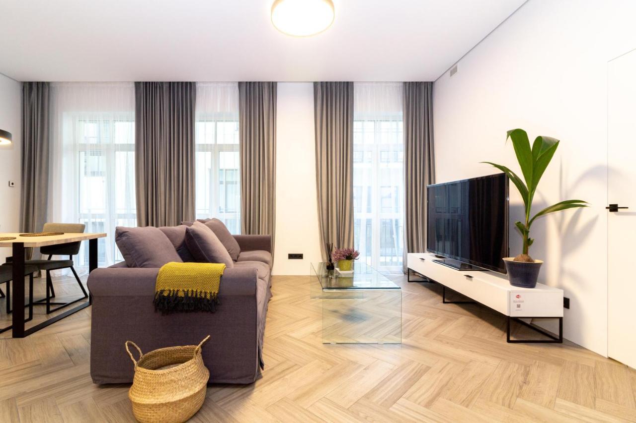 Cohost I Oldtown 60M2 Apt W-Garage Parking, Balcony & Self Check-In VNO Exteriör bild