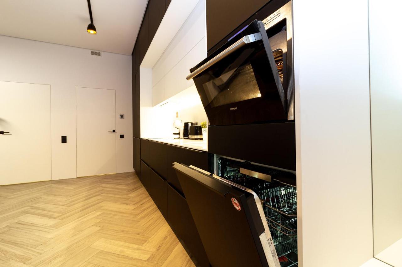 Cohost I Oldtown 60M2 Apt W-Garage Parking, Balcony & Self Check-In VNO Exteriör bild