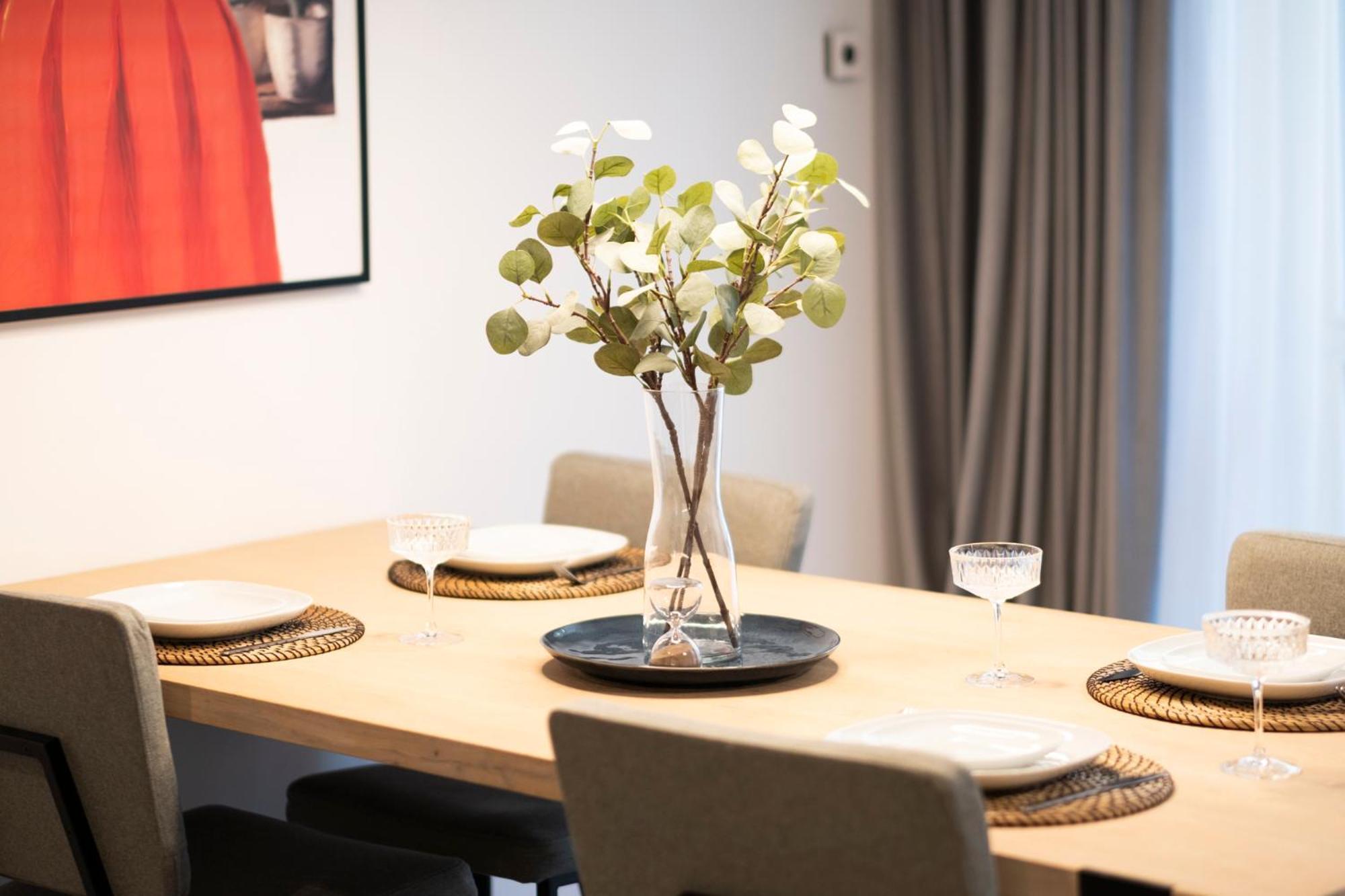 Cohost I Oldtown 60M2 Apt W-Garage Parking, Balcony & Self Check-In VNO Exteriör bild