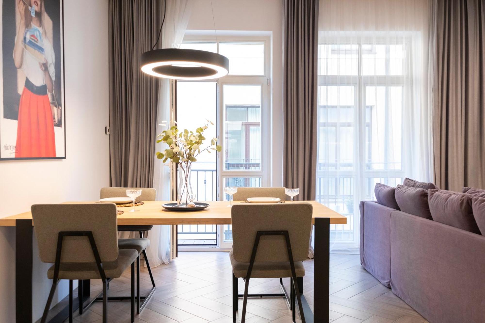 Cohost I Oldtown 60M2 Apt W-Garage Parking, Balcony & Self Check-In VNO Exteriör bild